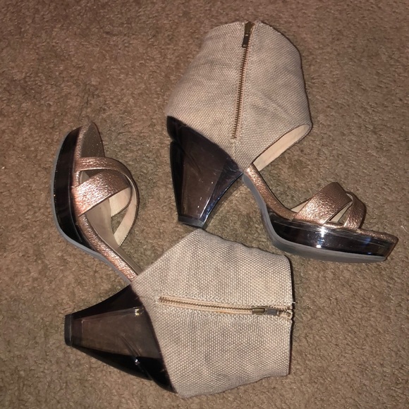 Faryl Robin Drea Metallic Ankle Heel - Picture 3 of 7